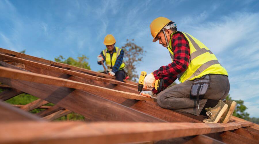 Professional Flat Roofing Installation services in Washingtonville, OH
